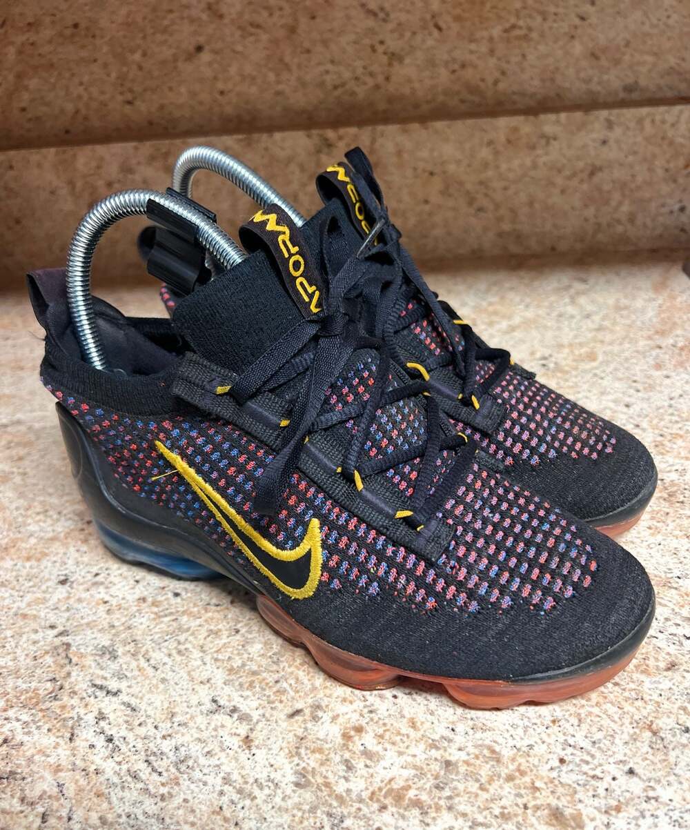 Nike Air VaporMax 2021 Flyknit NN Black/University Gold-Photo Blue Sneakers